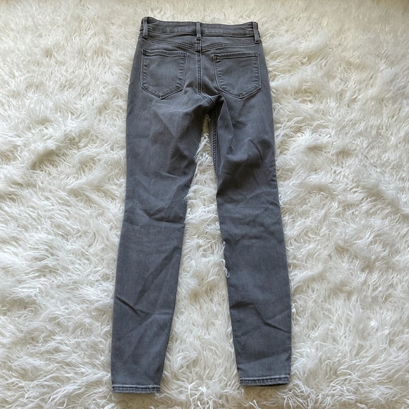 Athleta Sculptek Ultra Skinny Grey Wash Jeans - Picture 6 of 9